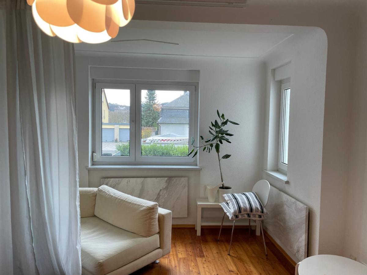 Altstadt Naehe 7 Min Fussweg Ueber Alte Maibruecke Zu Pension Mit Balkon & Garten, Ideal For Long Stay, Relocation Ochsenfurt Exterior photo